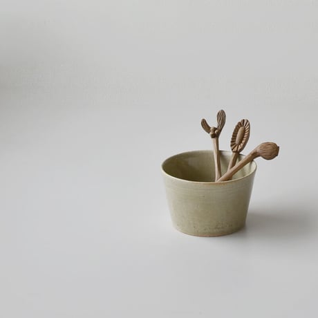 木彫りの木花実スプーン
