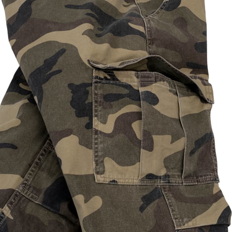 INTERBREED / Cropped Camouflage Shorts(2colors)
