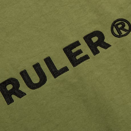 RULER / NYLON PULLOVER HOODIE