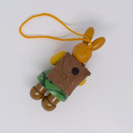 ドイツ　ウサギのオーナメント　緑スカート