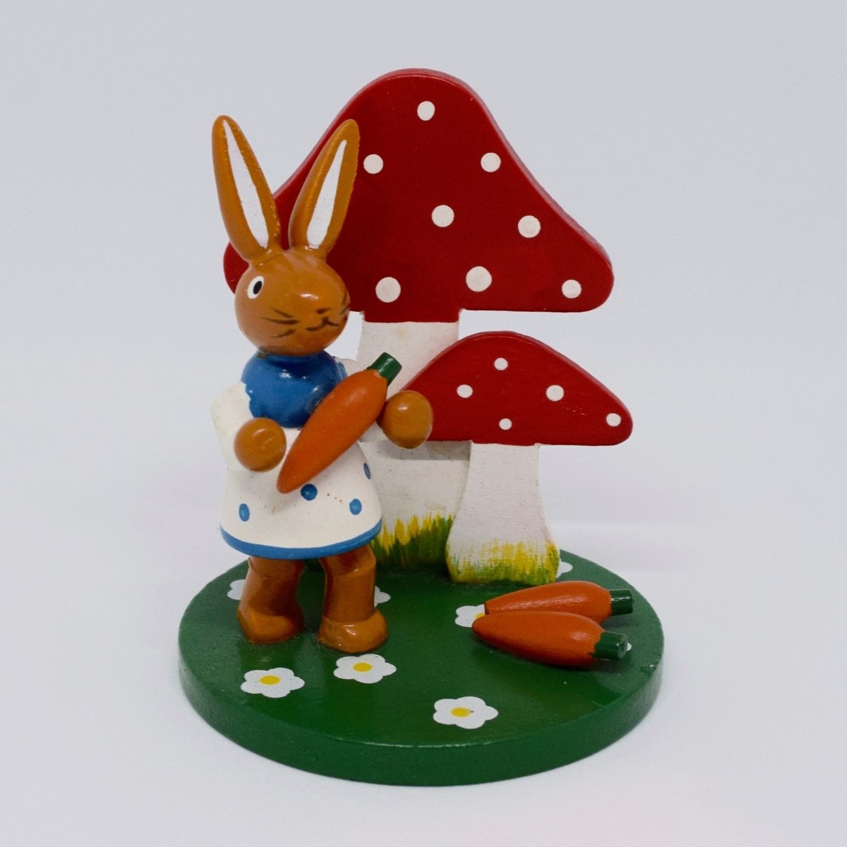 ドイツ 大きなキノコと水玉ワンピースのウサギさん 木の置物 | Kitten Blue