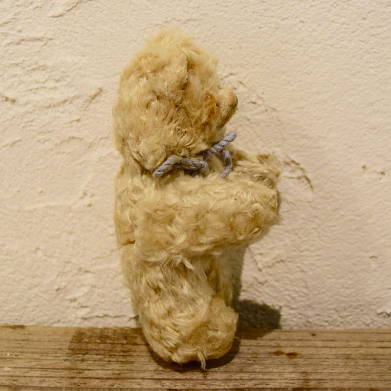 チェコ ミルクティー色のヴィンテージベア | Kitten Blue