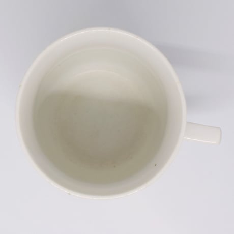 チェコ　シンプル水玉マグカップ　赤水玉　印なし