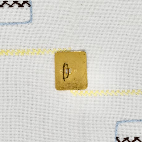 こぐまのミーシャ　スクエア　バッジ　棒高跳び