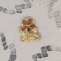 チェコ　ガラスストーン　お花のボタン・アクセサリーパーツ