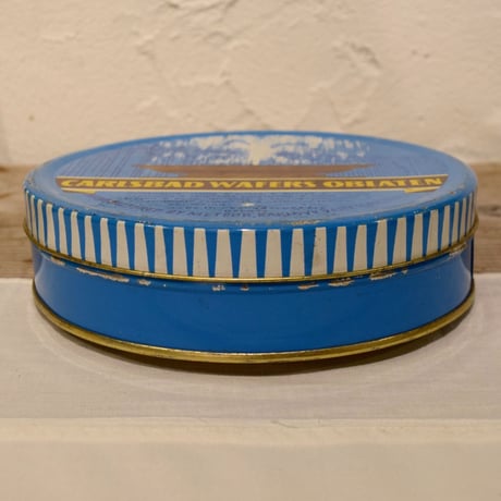 チェコ　お菓子の缶　噴水