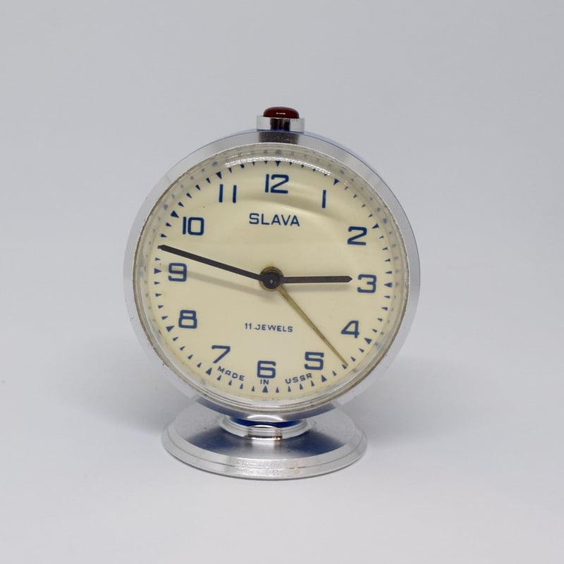 スラヴァ ソビエト SLAVA アラームクロック 手巻き 置き時計 目覚まし時計 スラヴァ ソビエト SLAVA アラームクロック 手巻き 置き時計