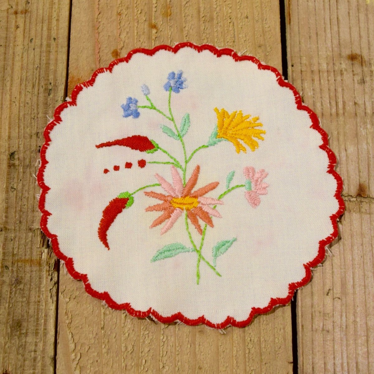 アンティークハンガリー カロチャ刺繍 色糸花刺繍 スカラップリム