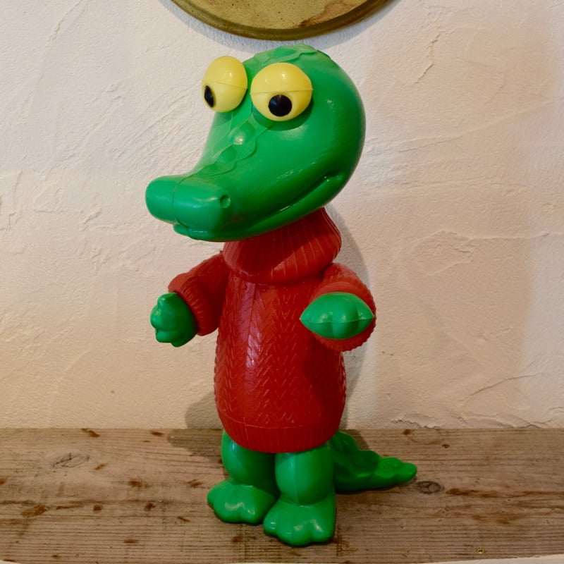 旧ソ連時代 ワニのゲーナ プラドール | Kitten Blue