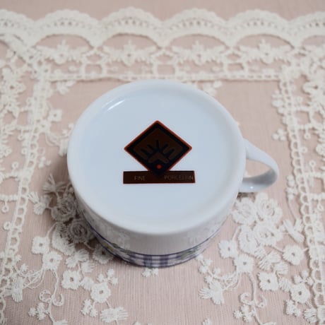 チェック柄　マグカップ　フラワー