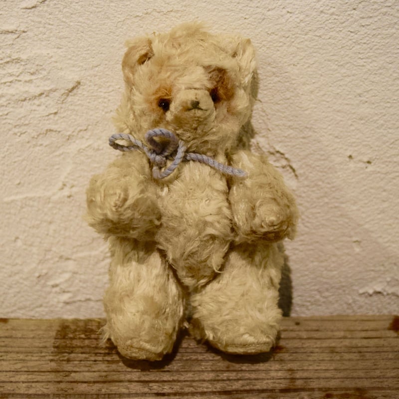 チェコ ミルクティー色のヴィンテージベア | Kitten Blue