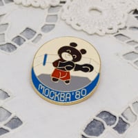 こぐまのミーシャ　バッジ　ボクシング