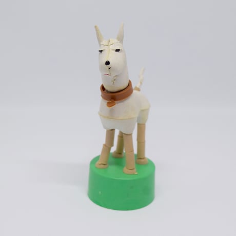 ハンガリー　くにゃくにゃ人形　白い犬