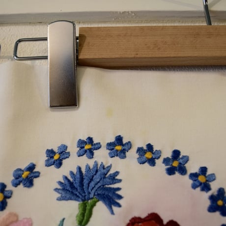 ハンガリー　カロチャ刺繍　ピローケース　ハート