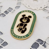 こぐまのミーシャ　バッジ　グリーン・ホワイト