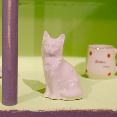 ドイツ　高貴な猫さん　フィギュリン