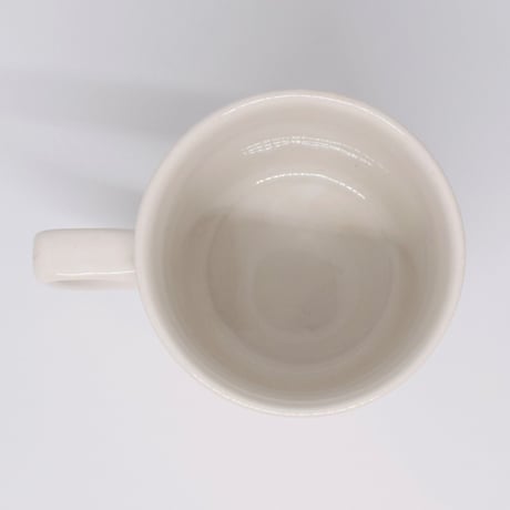 ルーマニア　APULUM社マグカップ　赤水玉