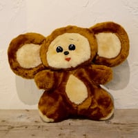困り顔のチェブラーシカ　大きなぬいぐるみ