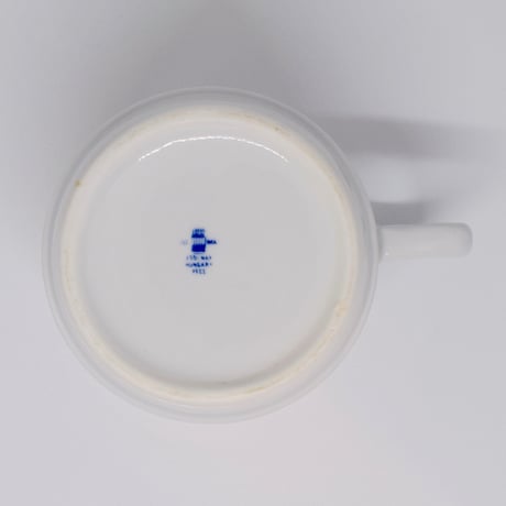 ハンガリー　ジョルナイ　水玉マグカップ　赤