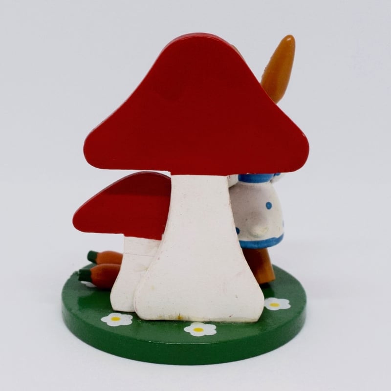 ドイツ 大きなキノコと水玉ワンピースのウサギさん 木の置物 | Kitten Blue