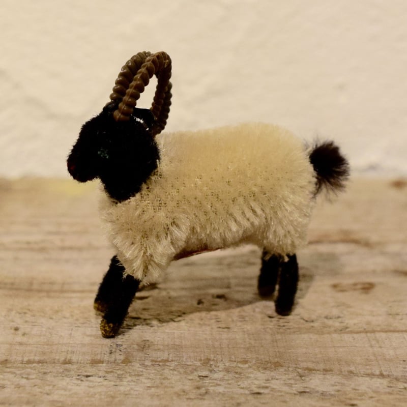 ドイツ ワグナー社 ヤギ | Kitten Blue