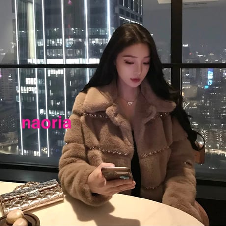 予約制  ビジューデザインフェイクファージャケット