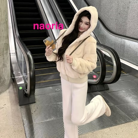 予約制  フェイクファーパーカー単品