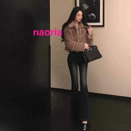 予約制  ビジューデザインフェイクファージャケット
