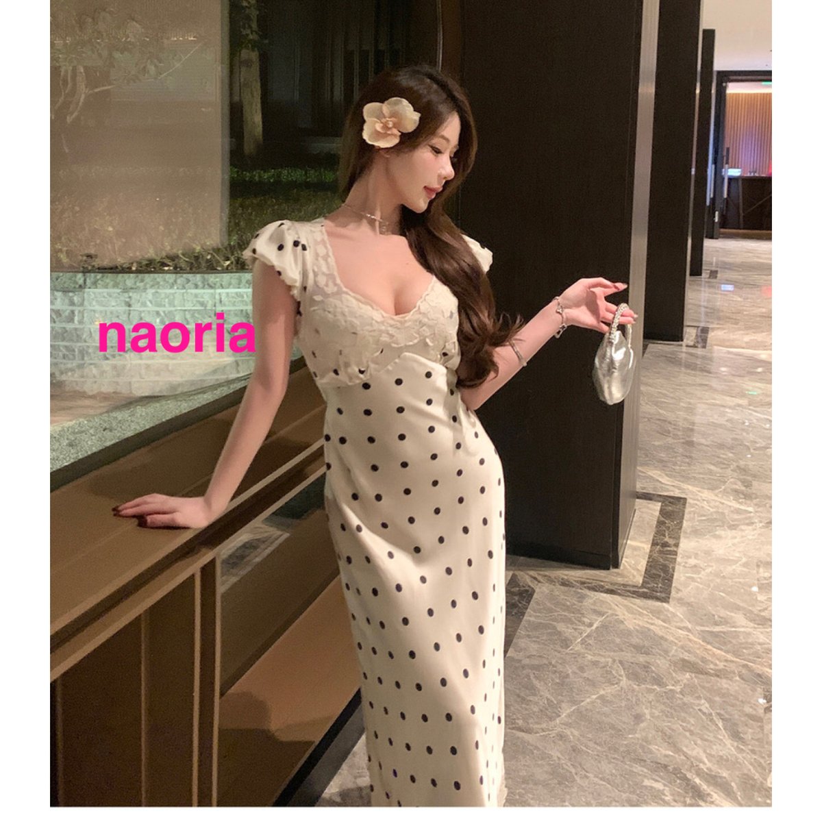 最終お値下げです。 ALAÏA ドット柄 ノースリーブワンピース 36 最終お値下げです。 ALAÏA ドット柄 ノースリーブワンピース 36