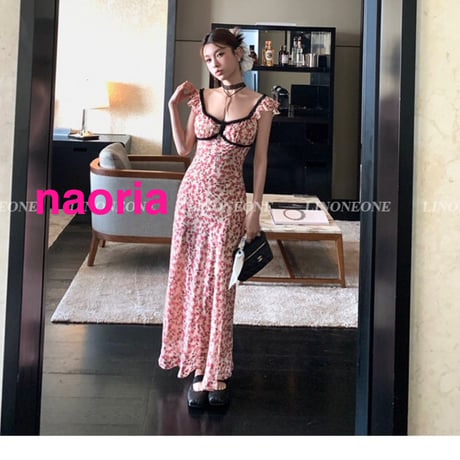 予約制  小花柄ロングワンピース