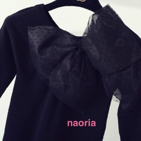 即納再再入荷 ２色展開ドットリボンオフショルトップス
