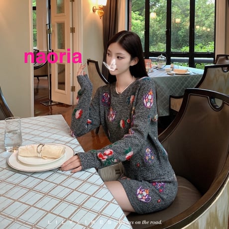 予約制　２色展開  羊毛柄ニット単品
