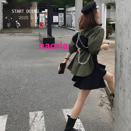 即納　重ね着風バックロングカーキブラックトップス