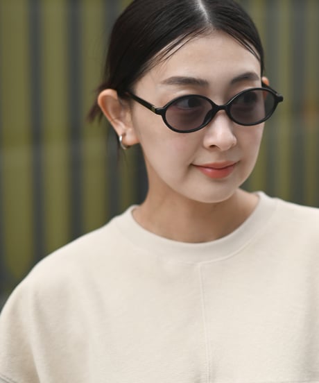 Nuance Oval Sunglasses