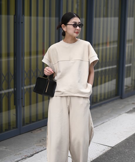 Nuance Oval Sunglasses