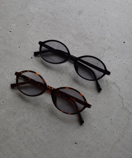 Nuance Oval Sunglasses