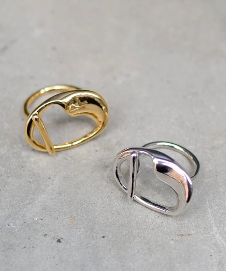 【アクセ1100円均一】Circle T Ring
