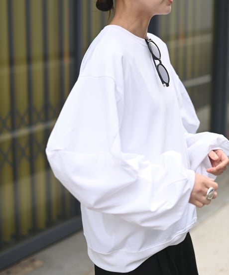 ≪再入荷≫カットアウトボリュームスリーブカットソー