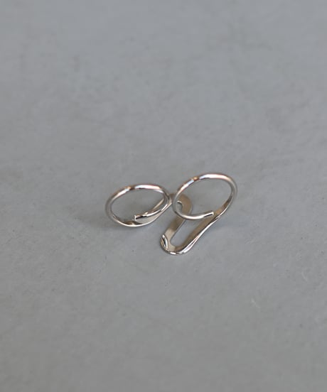 【アクセ1100円均一】Undulate Finger Ring