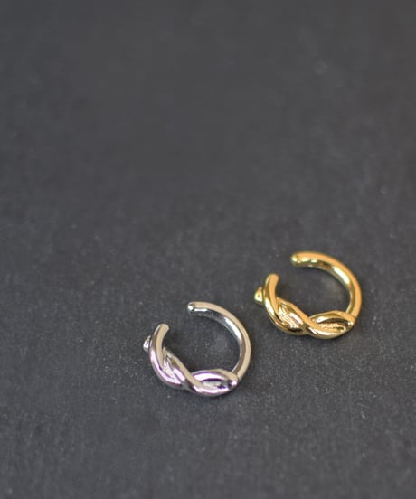 【アクセ770円均一】Twist  Ear Cuff