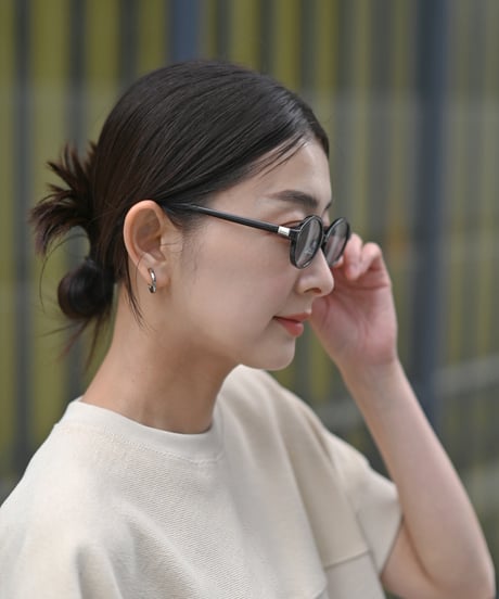 Nuance Oval Sunglasses