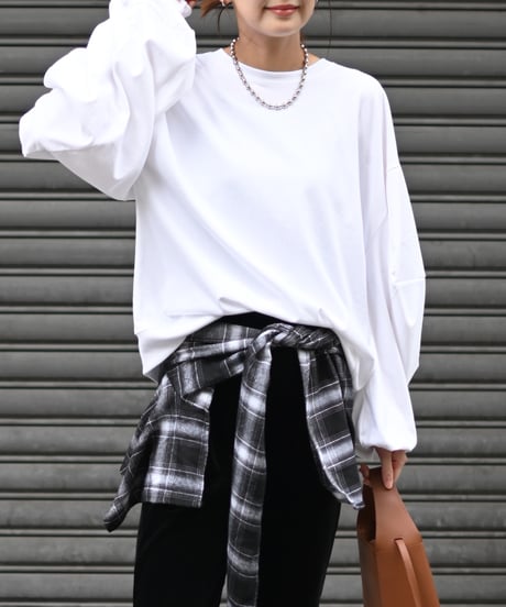 ≪再入荷≫カットアウトボリュームスリーブカットソー