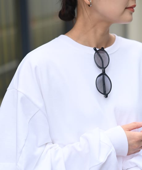 Nuance Oval Sunglasses