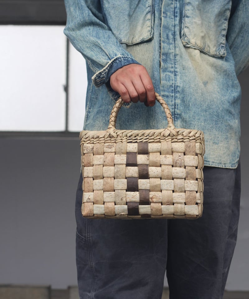 バッグ、籠用材料　乾燥クルミ樹皮4Kg ヒゴカッター付 バッグ、籠用材料 乾燥クルミ樹皮4Kg ヒゴカッター付 バッグ、籠