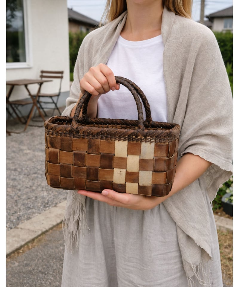 フト編み 裏皮×表皮』胡桃樹皮のかごバッグ 横幅30cm (オズのかご