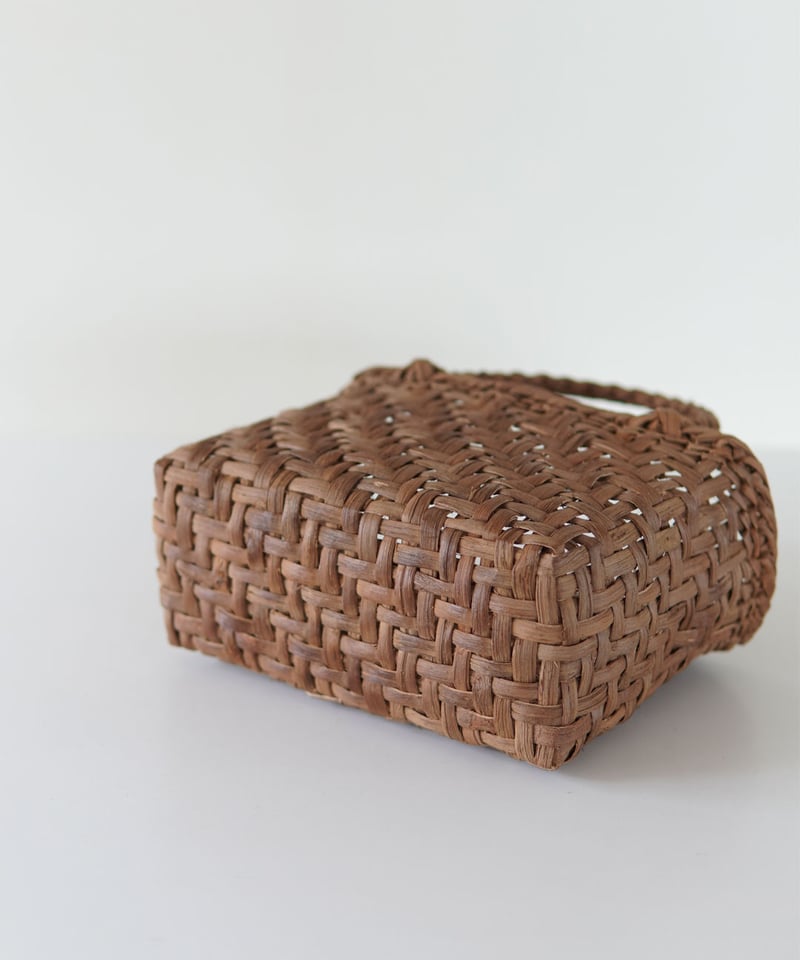 オズのかごバッグ コンパクト2 網代編み』山葡萄のかごバッグ 横幅22cm (オズのかご