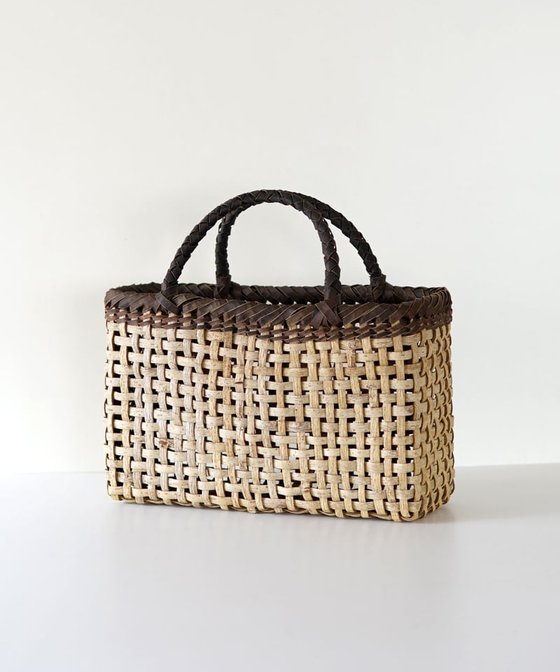 薔薇のかご 東京文化刺繍キット No706 バラのゆりかご 1号額付き | 東京文化