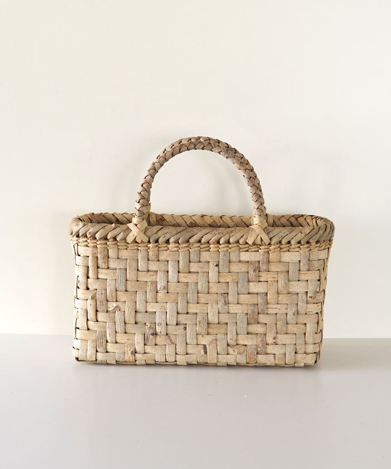 網代編み 表皮』胡桃樹皮のかごバッグ 横幅29cm (オズのかごバッグ