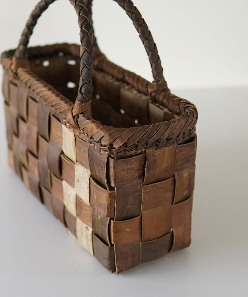 フト編み 裏皮』胡桃樹皮のかごバッグ 横幅30cm (オズのかごバッグ