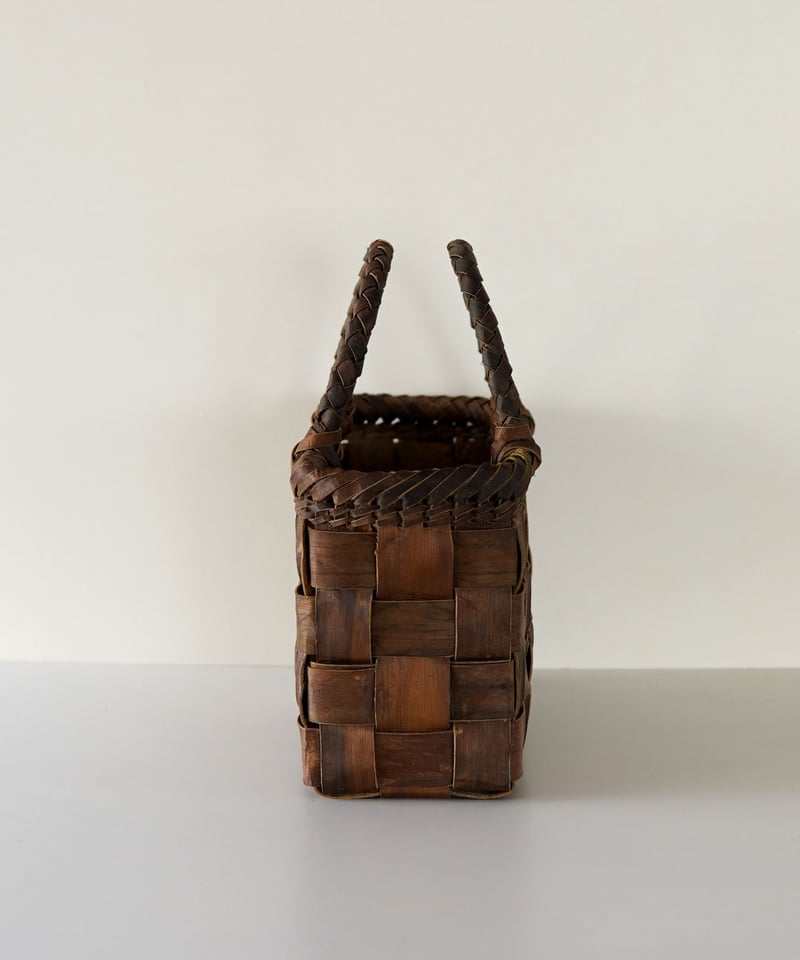 フト編み 裏皮』胡桃樹皮のかごバッグ 横幅30cm (オズのかごバッグ